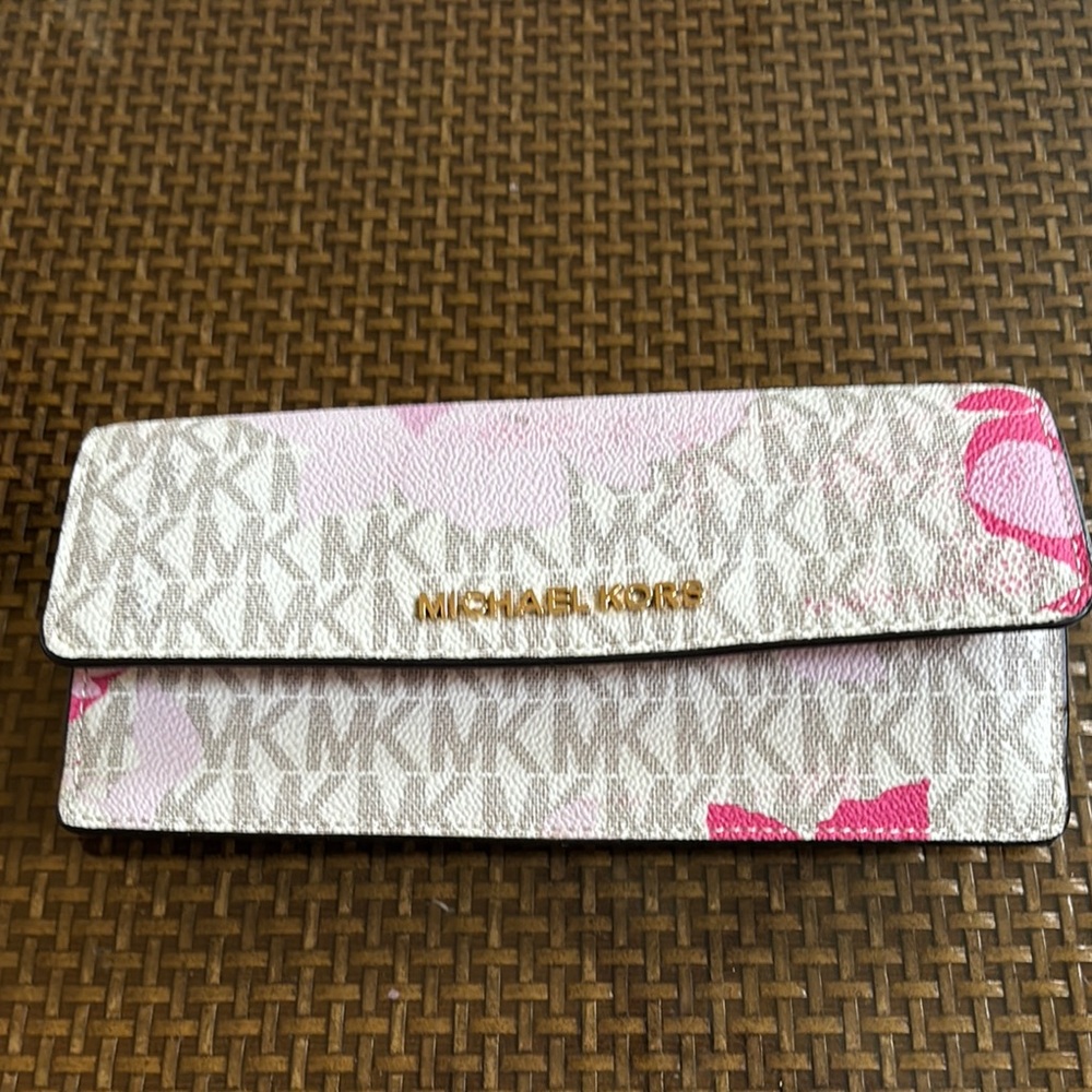 Michael Kors Pink and White Patterned Wallet